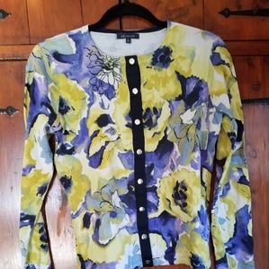 Cardigan floral design